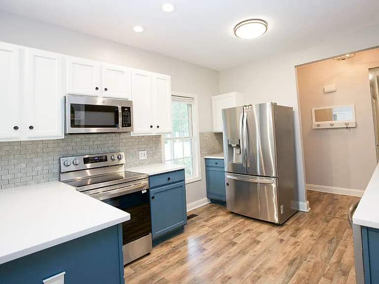 102 Willow Creek Ln — Photo 11