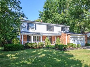 8725 Applewood Ct, Mentor, OH 44060