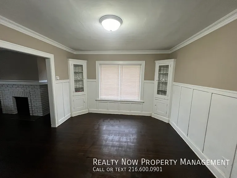 872 Helmsdale Rd #2 — Photo 5