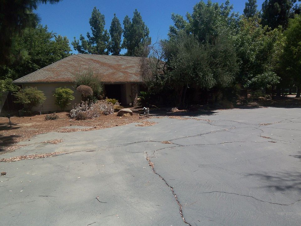 2nd image of 1754 N Temperance Ave