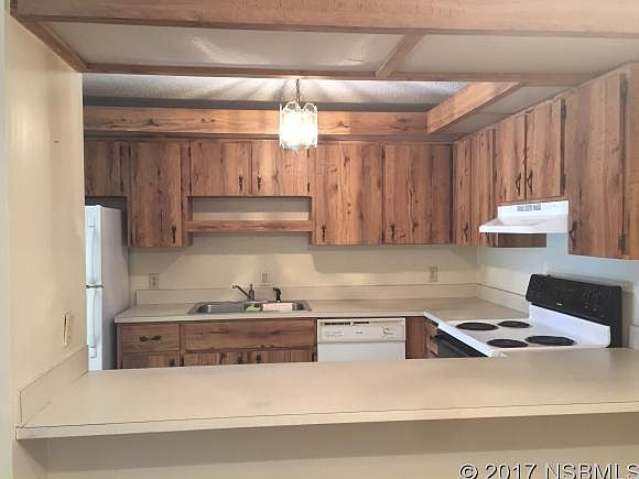 1st image of 3818 Saxon Dr