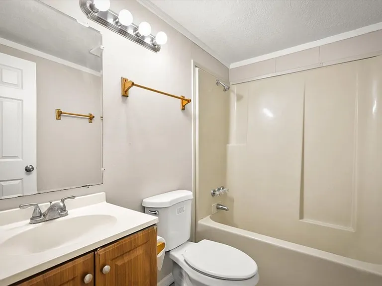 1642 Hammond Blvd — Photo 16