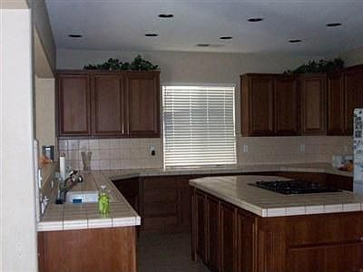 2nd image of 2521 Gallery Dr