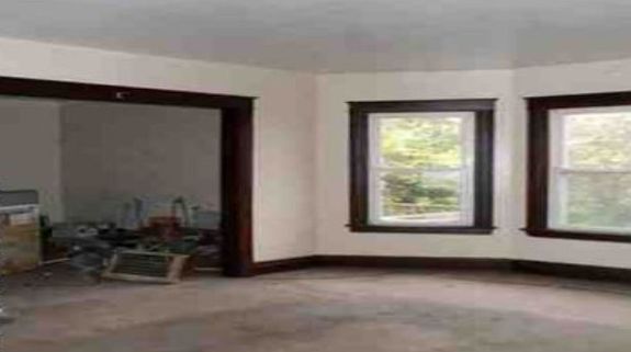 4th image of 1912 La Salle Ave