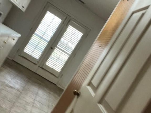 2nd image of 117 Creekmore Rd