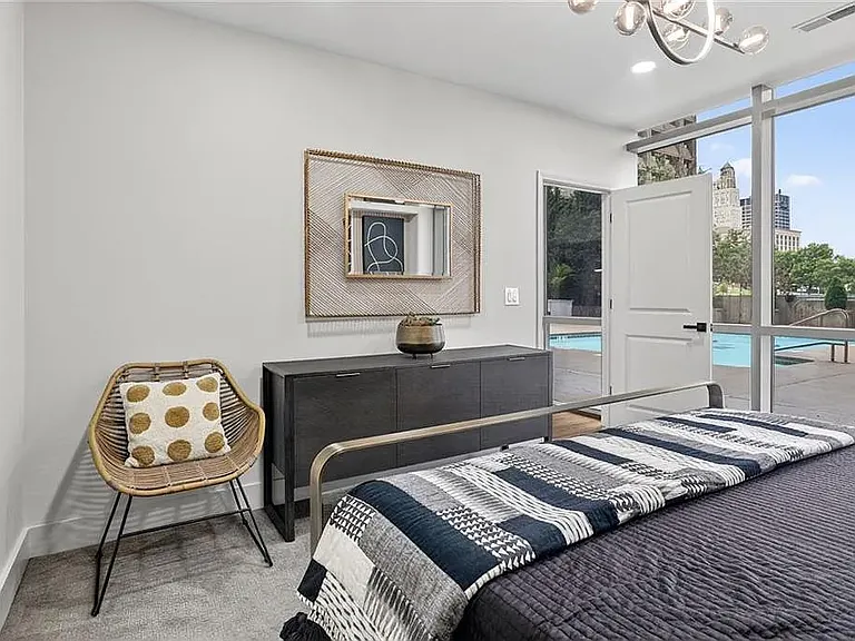 600 E Admiral Blvd — Photo 19