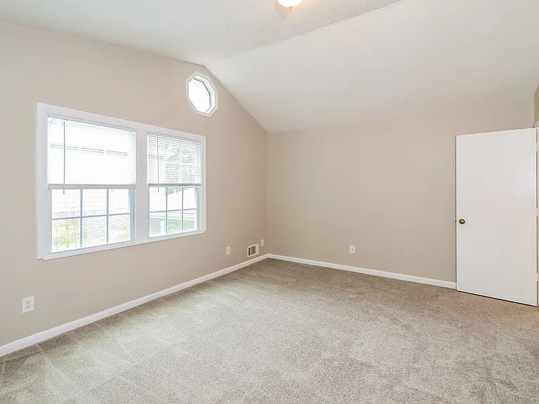 2112 Golfview Dr SE — Photo 10