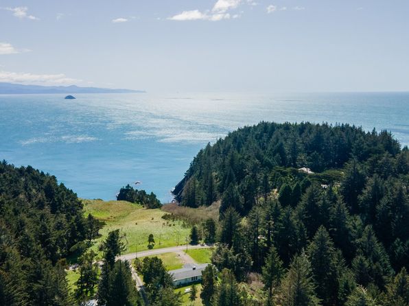 255 Coast Guard Hill Rd, Port Orford, OR 97465