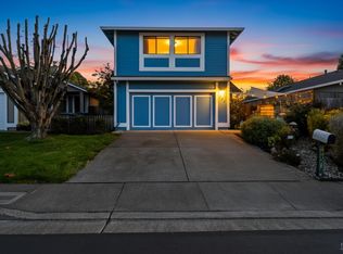 101 Pinewood Ct, Cotati, CA 94931