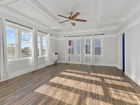 3rd image of 3105 5th Ave #12