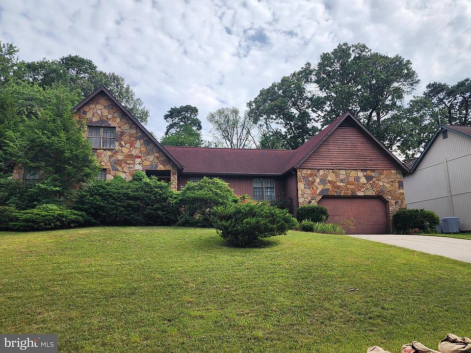 1st image of 1377 Teaberry Ln E