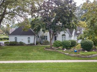 143 Forest Glen Dr, Holland, OH 43528