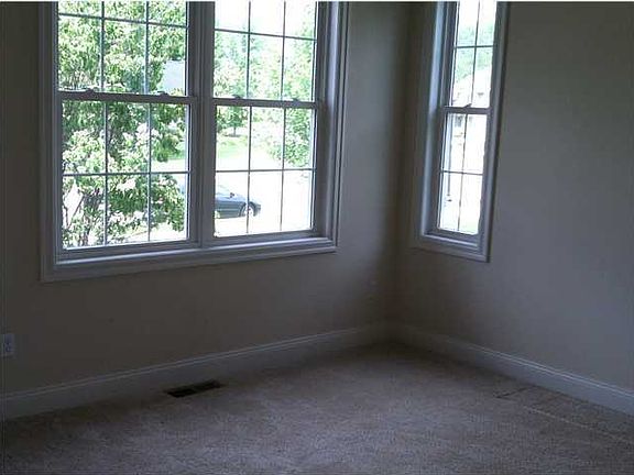 3rd image of 16958 E Broadview Dr