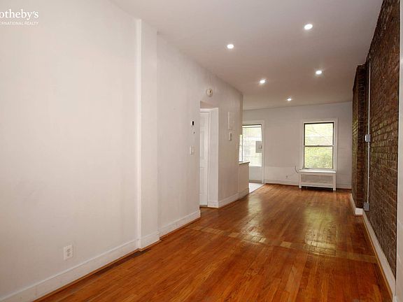 3rd image of 408 E 119th St APT 4