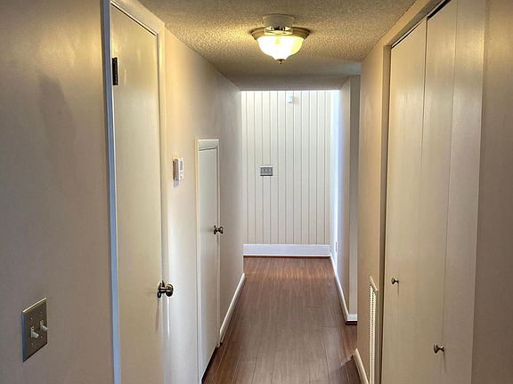 4th image of 19 Briargate Pl #5-B