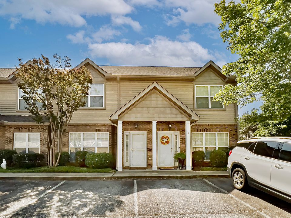 1st image of 4 Amity Ln #1