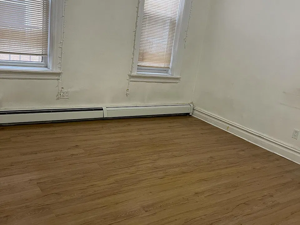 Bedroom #1