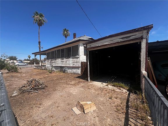 5th image of 421 Palm Way
