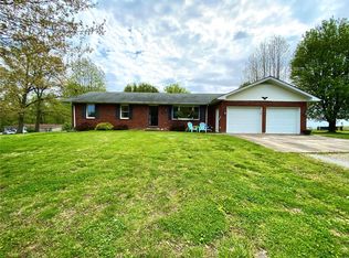 340 Deer Ridge Rd, Goreville, IL 62939