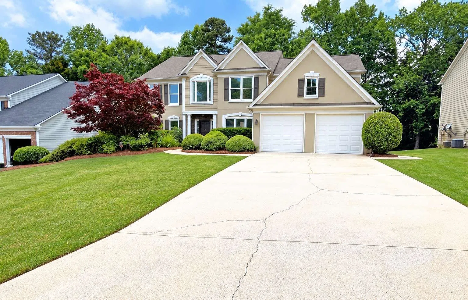 4 bed, 2.5 bath, 3186 sqft, $3,750 — Photo 1