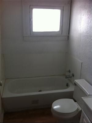 4th image of 25 S Belleview Pl