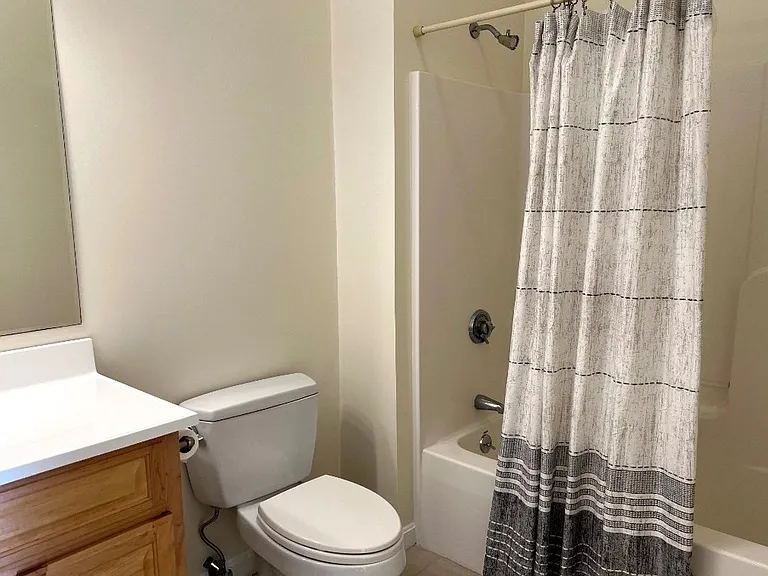 207 John Scott Blvd #B — Photo 11