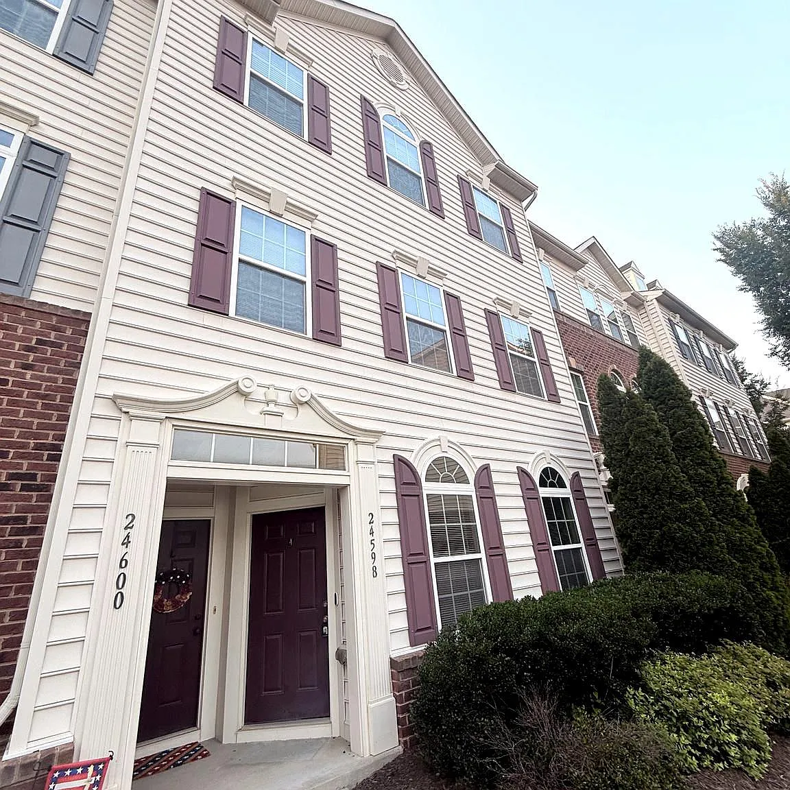 Arcola Town Center Condo — Photo 1