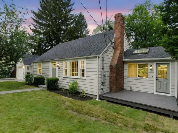 32 Henry St, Arlington, MA 02474