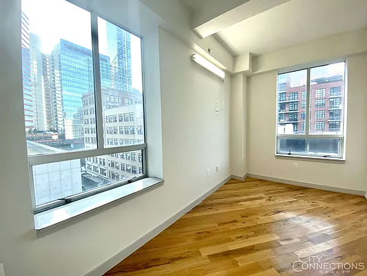 Rented by City Connections Realty | media 8