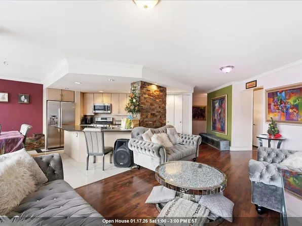 7004 Blvd East image 1 of 33