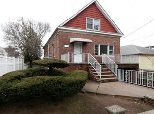 144 W 2nd St FLOOR 2, Bayonne, NJ 07002