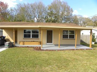 306 NE 5th St, Mulberry, FL 33860
