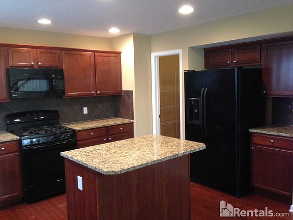4th image of 13672 Sunnyvale Ln