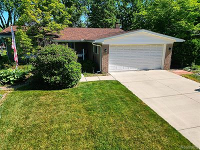 38924 Dover St, Livonia, MI, 48150