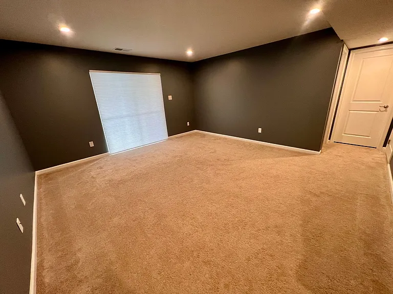 250 Cranesbill Dr — Photo 27