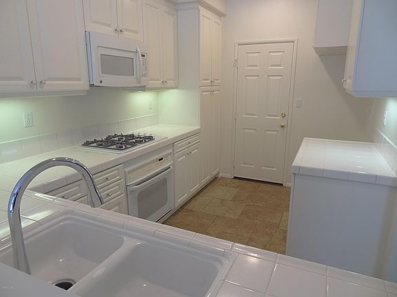 4th image of 324 Paseo Sabanero