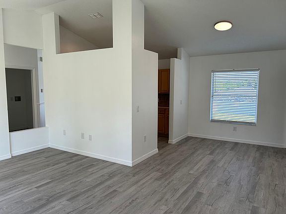 5th image of 2464 Tranquil Ln