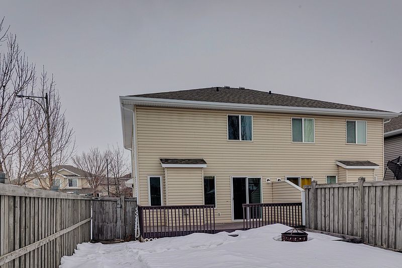 Edmonton Apartment for rent - 3 Bedrooms — photo 12