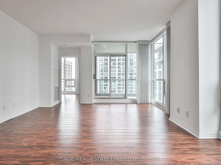 16 Yonge St #2711 — Photo 6