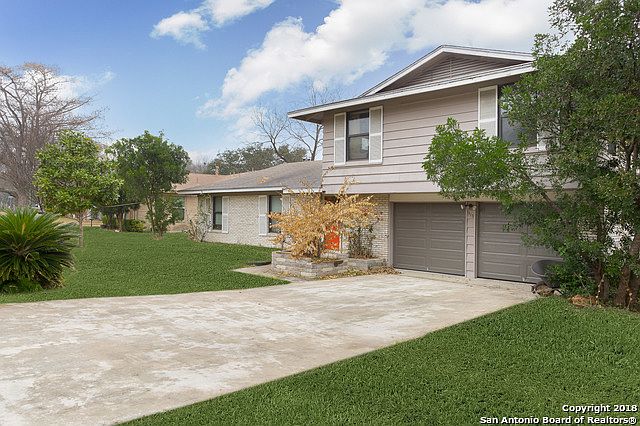 2nd image of 313 Fantasia St