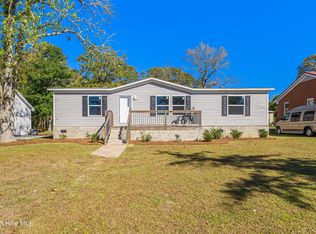 1233 Riverview Drive SW, Shallotte, NC 28470