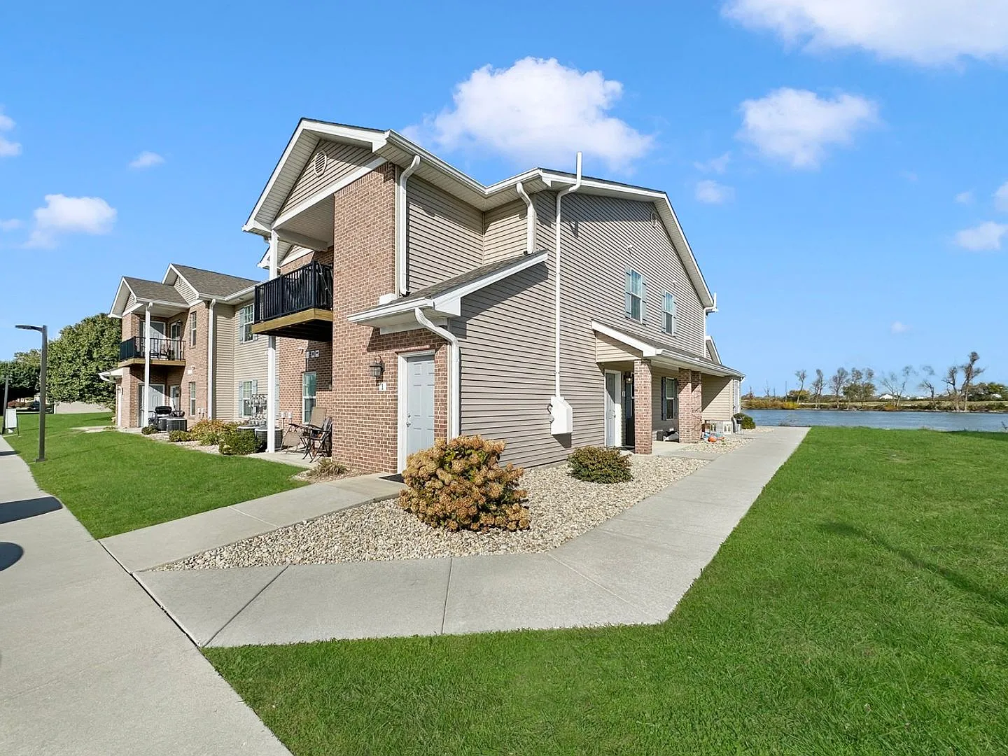 Discover Your Lakeside Haven in Greensburg, IN! — Photo 1