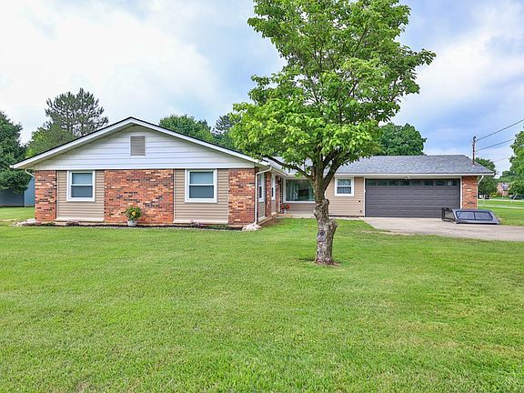 2nd image of 5225 Tallawanda Dr