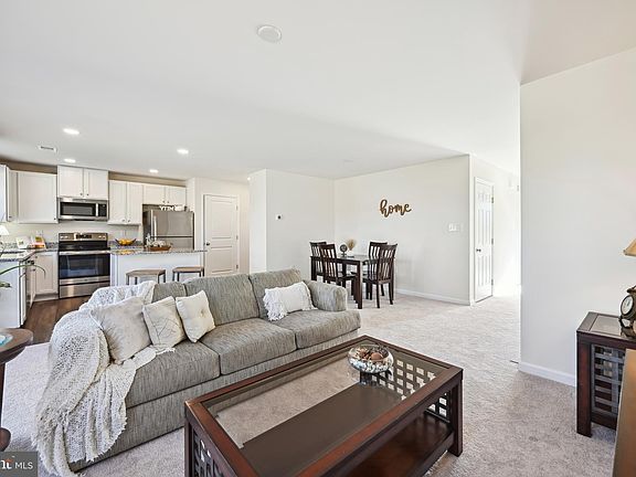 5th image of 15169 Tillery Pines Ln