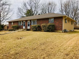 8006 Charlotte St, Kansas City, MO 64131