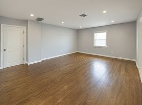 509 6th Ave N, Lake Worth, FL