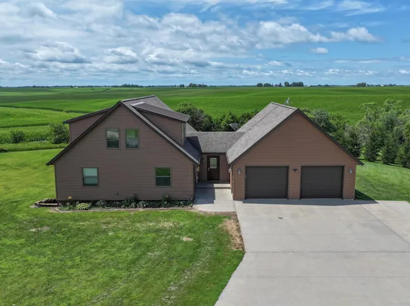 1418 265th St, State Center, IA 50247