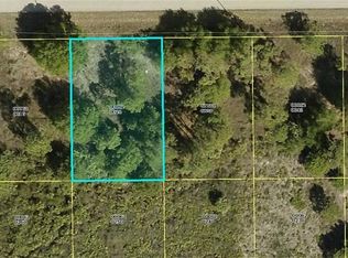 822 Chantilly St E, Lehigh Acres, FL 33974