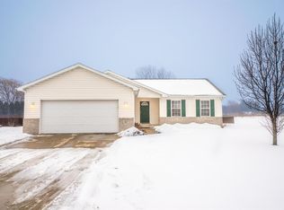 567 Fox Burrow Ct, Valparaiso, IN 46385