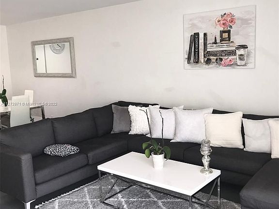 2nd image of 1800 Collins Ave APT 6B